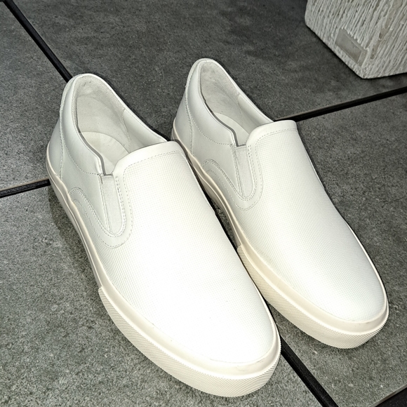 Vince Mens Sneakers - Picture 8 of 11